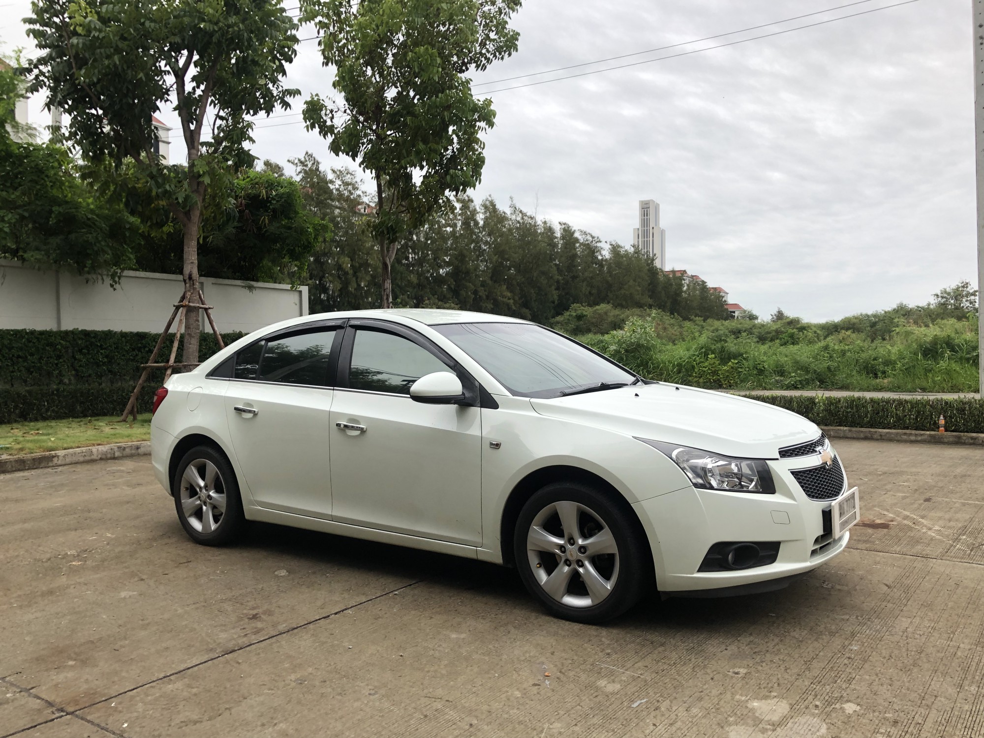 Chevrolet Cruze ปี 2012 สีขาว (รูปที่ 21)