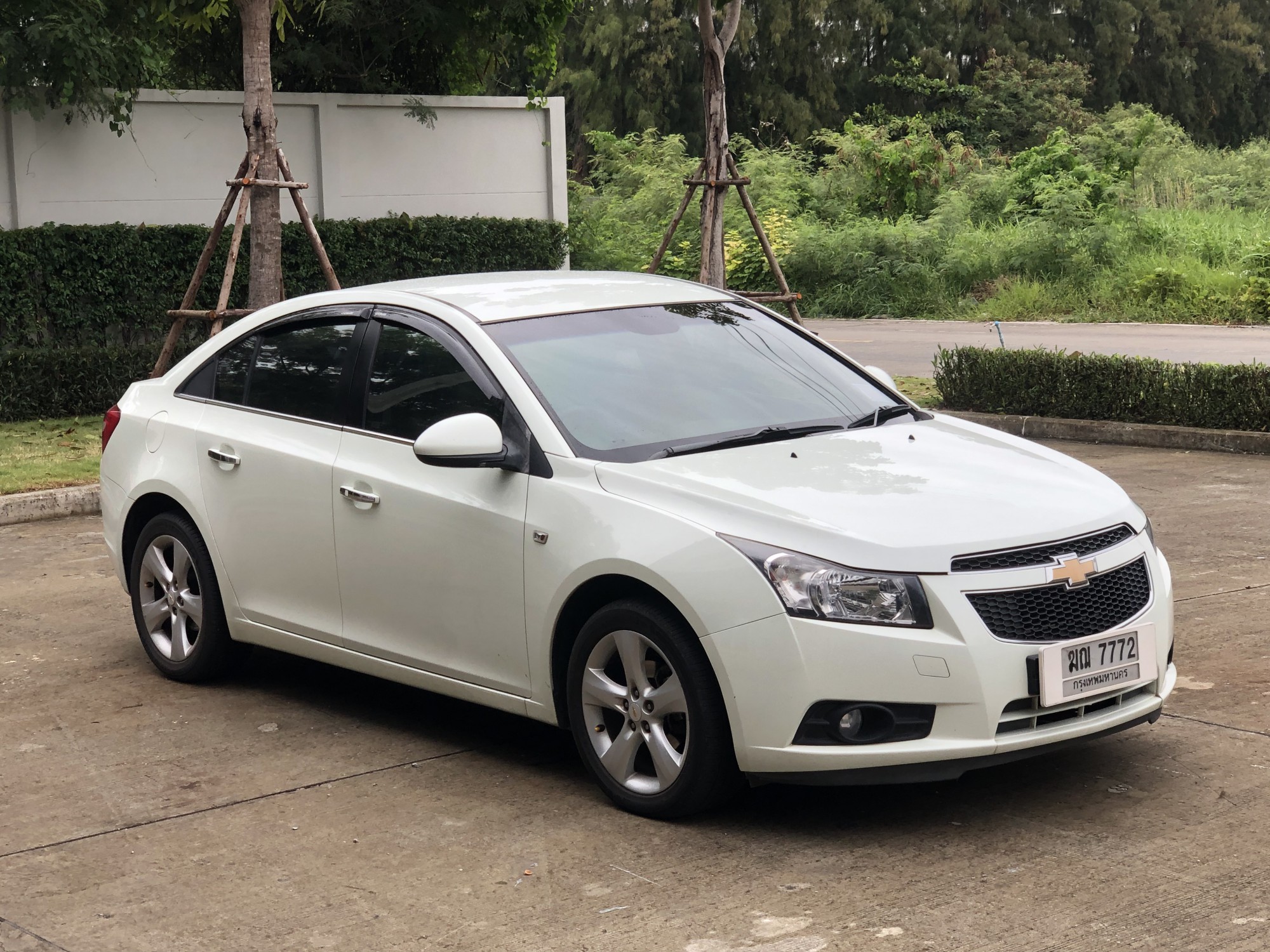 Chevrolet Cruze ปี 2012 สีขาว
