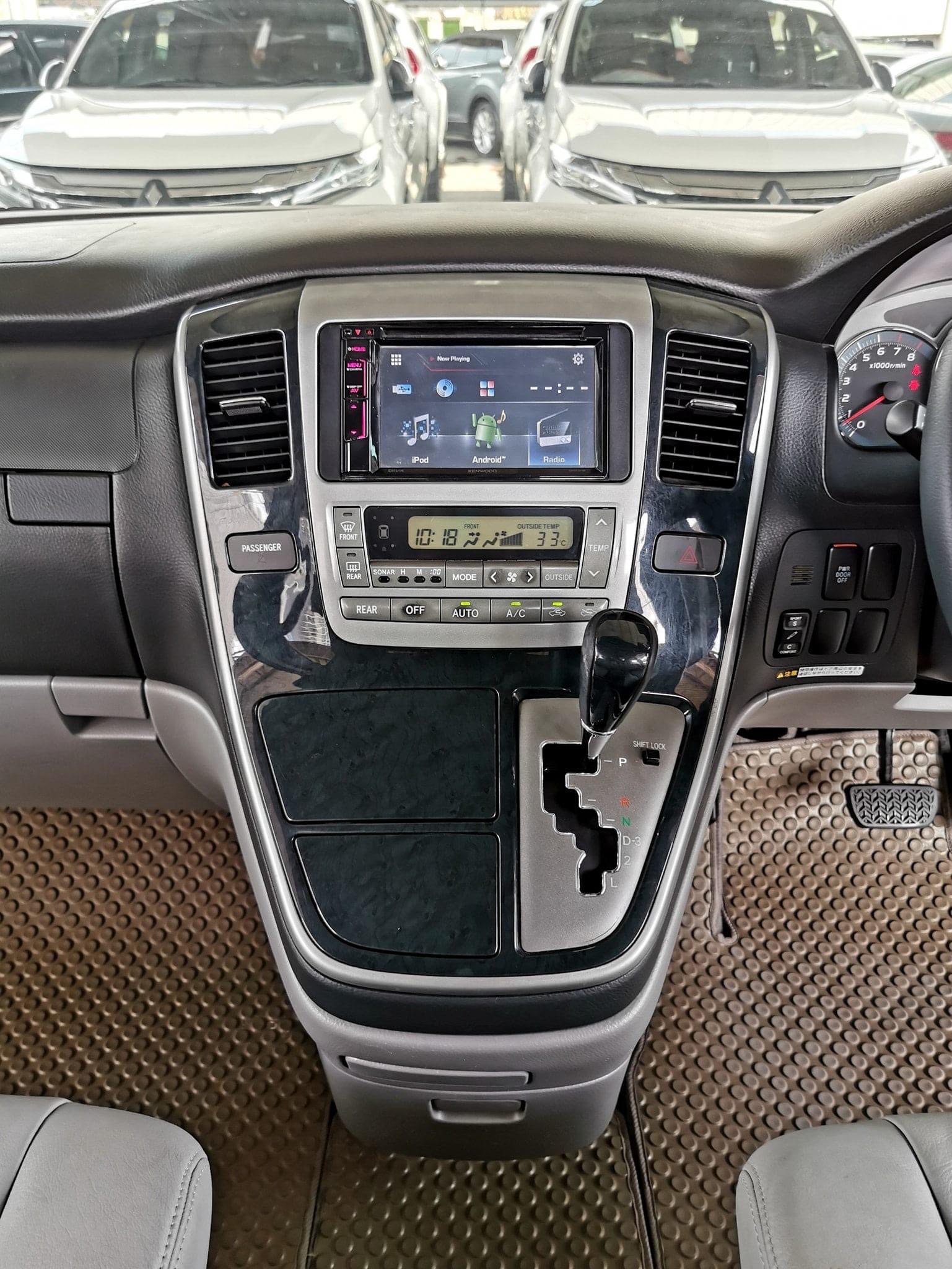Toyota Alphard ปี 2004 สีเงิน (รูปที่ 12)