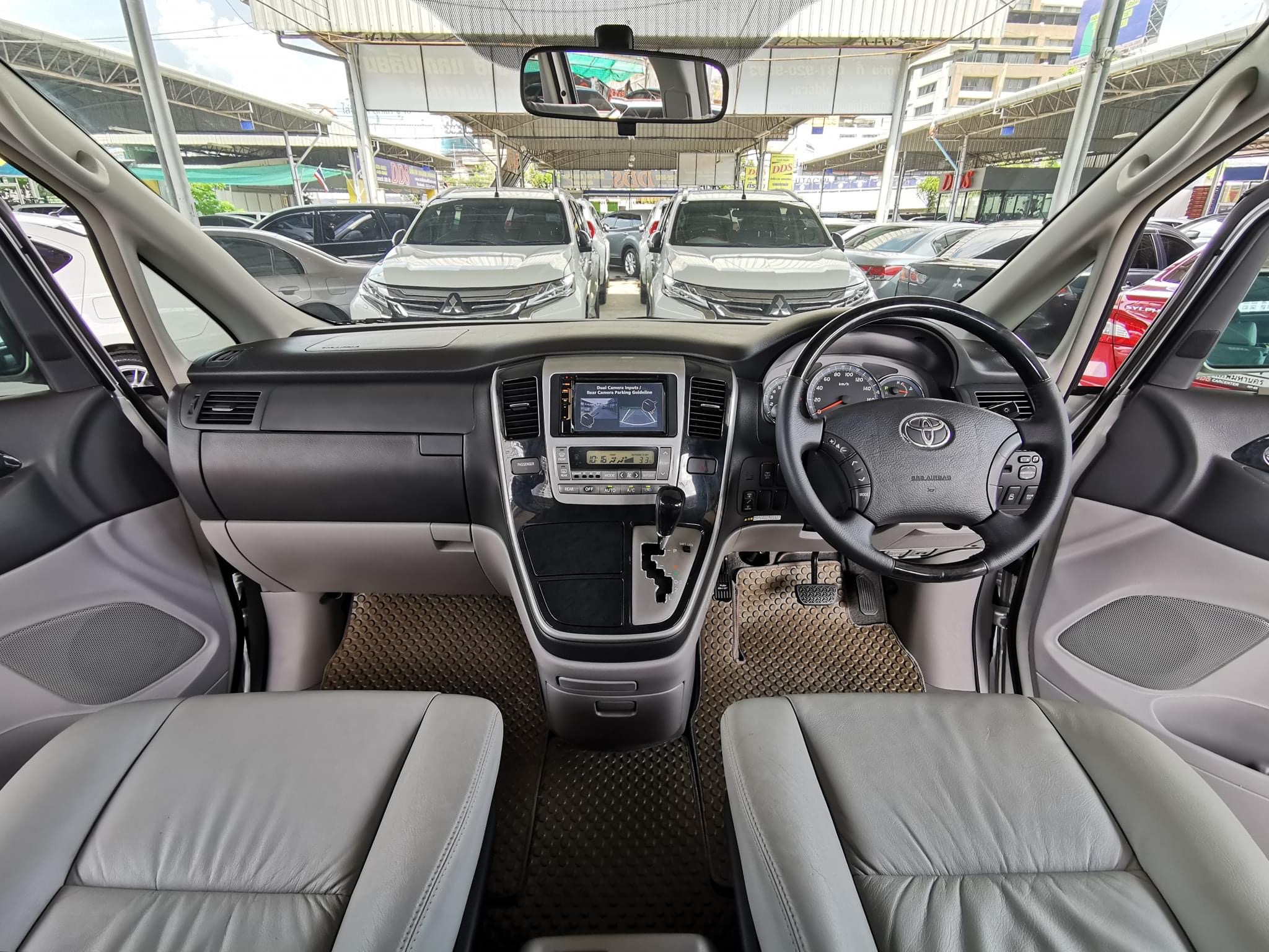 Toyota Alphard ปี 2004 สีเงิน (รูปที่ 8)