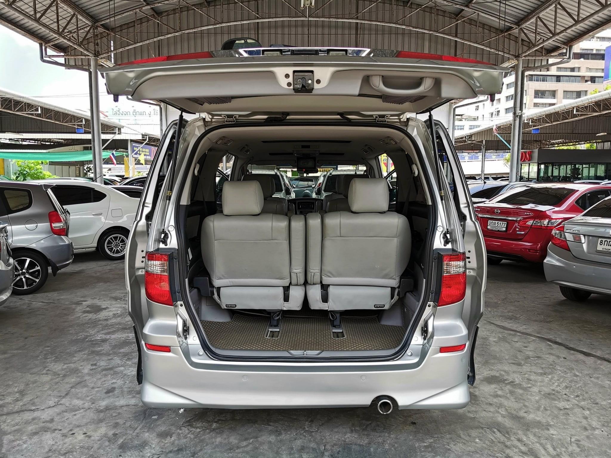 Toyota Alphard ปี 2004 สีเงิน (รูปที่ 24)