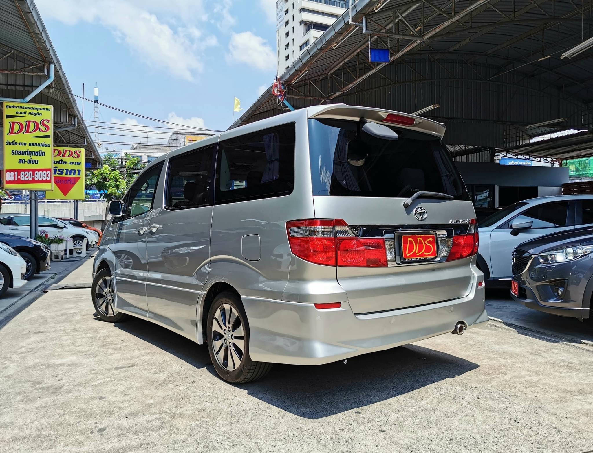 Toyota Alphard ปี 2004 สีเงิน (รูปที่ 4)