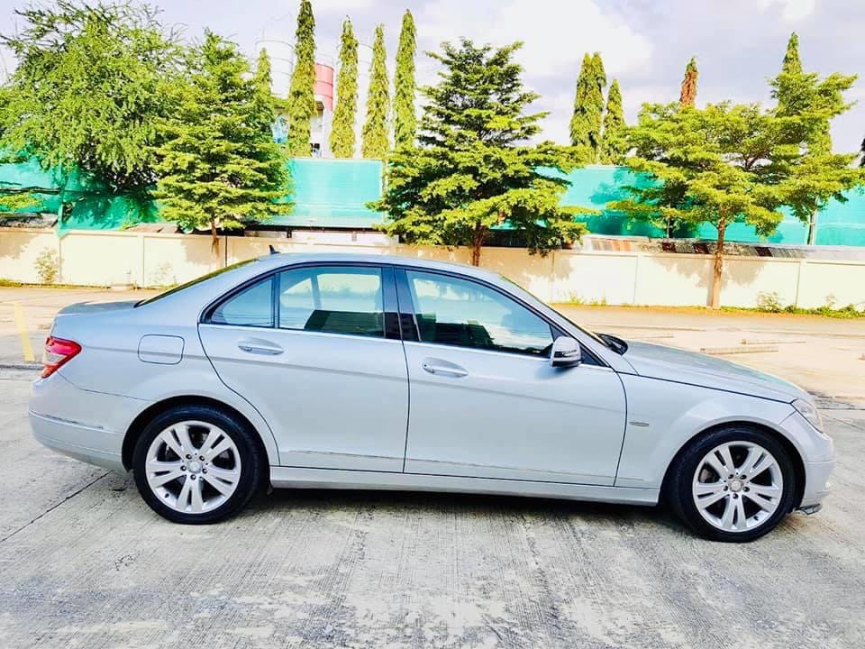 Mercedes-Benz C-Class W204 C200 ปี 2009 สีเงิน