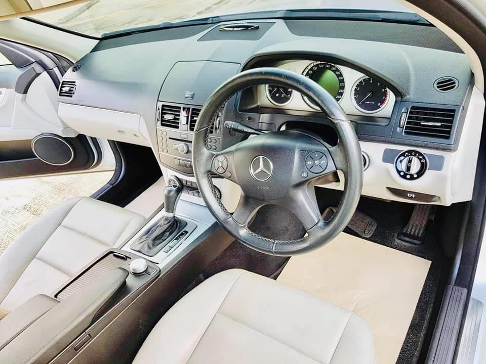 Mercedes-Benz C-Class W204 C200 ปี 2009 สีเงิน (รูปที่ 7)