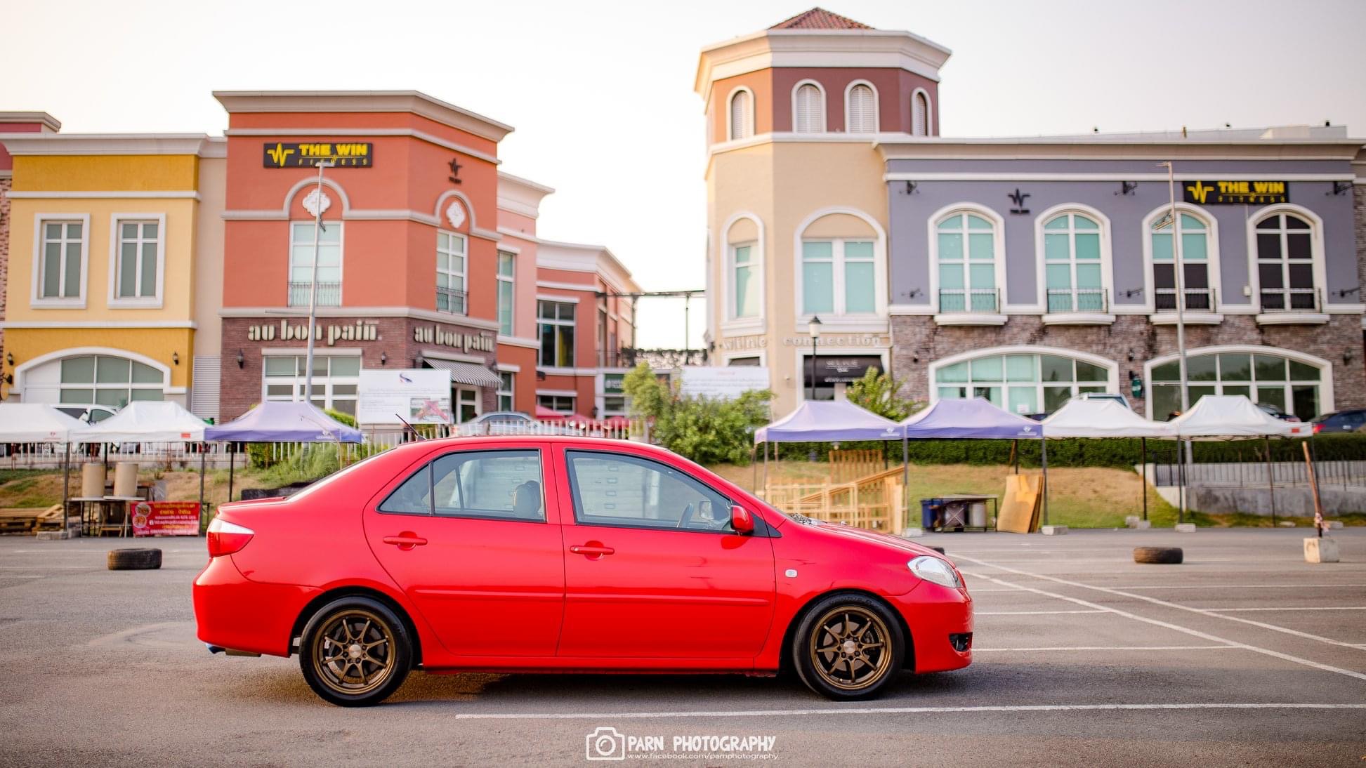 Toyota Vios ปี 2002 สีแดง (รูปที่ 4)