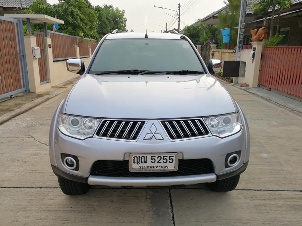 Mitsubishi Pajero Sport ปี 2011 สีเงิน