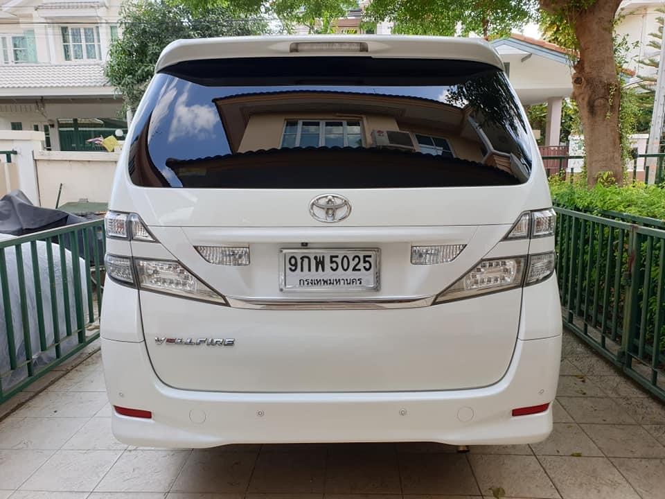 Toyota Vellfire ปี 2009 สีขาว