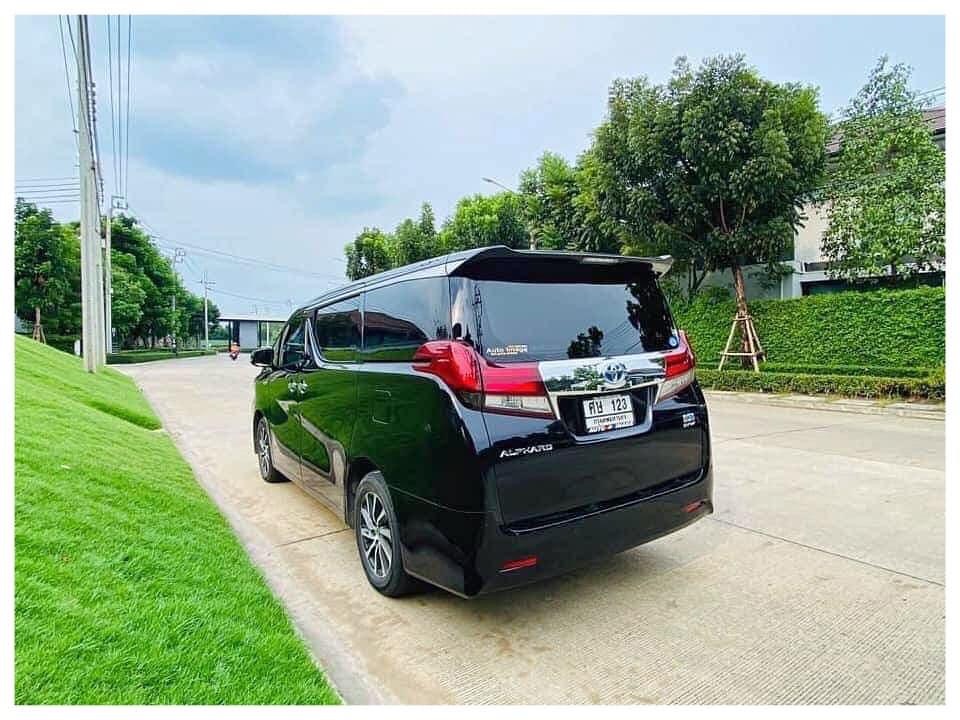 Toyota Alphard ปี 2017 สีดำ (รูปที่ 6)