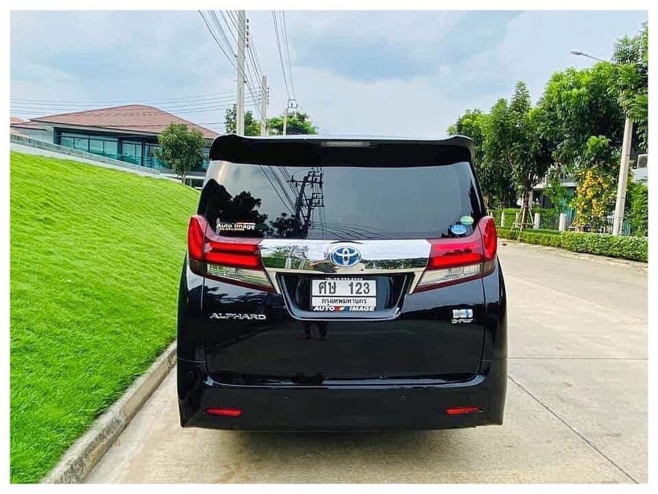 Toyota Alphard ปี 2017 สีดำ (รูปที่ 4)