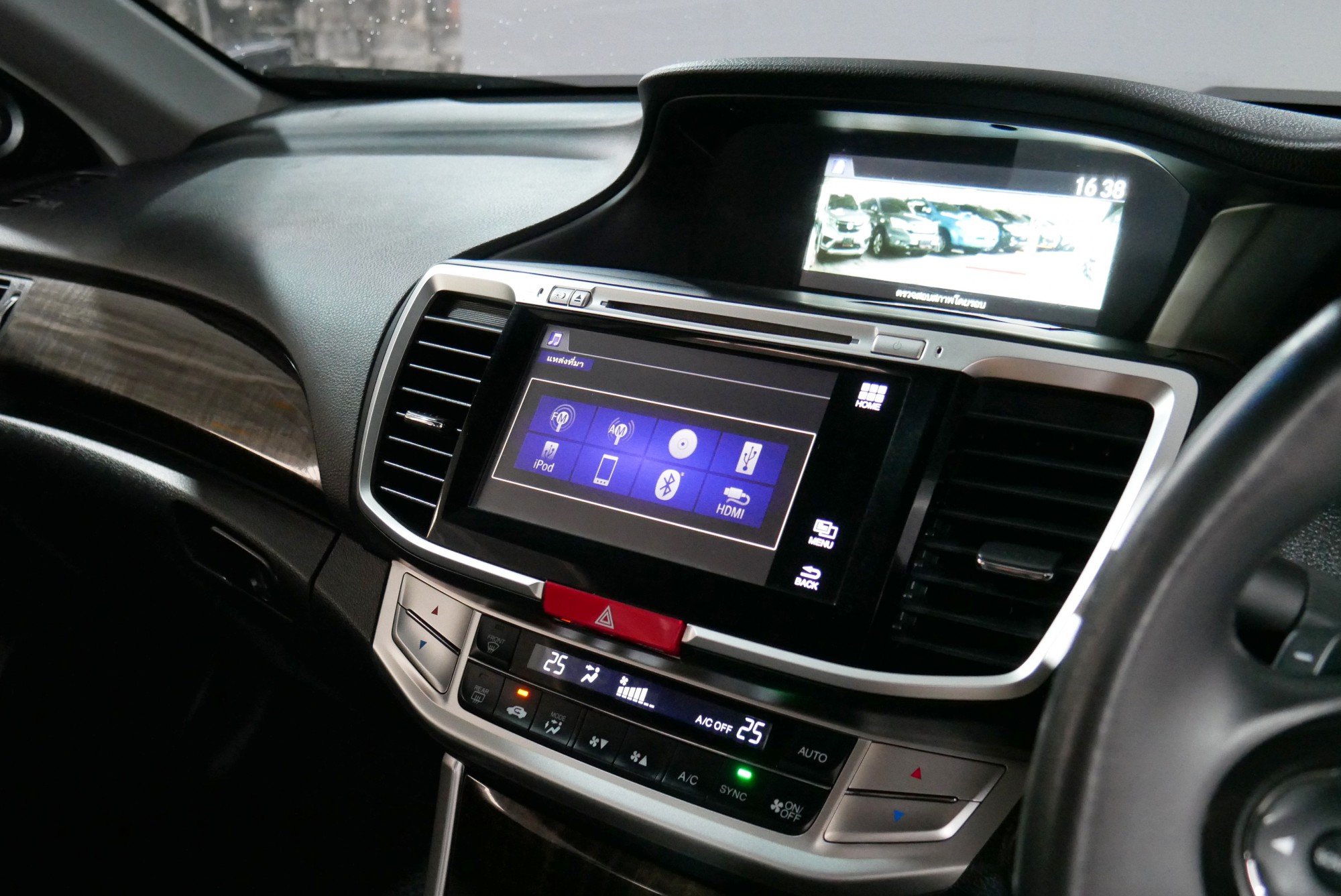 Honda Accord Gen 9 ปี 2013 สีขาว (รูปที่ 3)