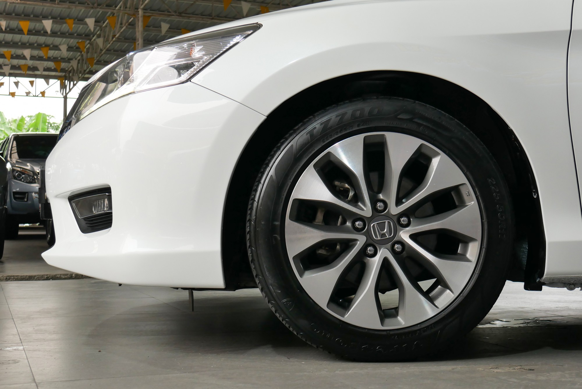 Honda Accord Gen 9 ปี 2013 สีขาว (รูปที่ 9)