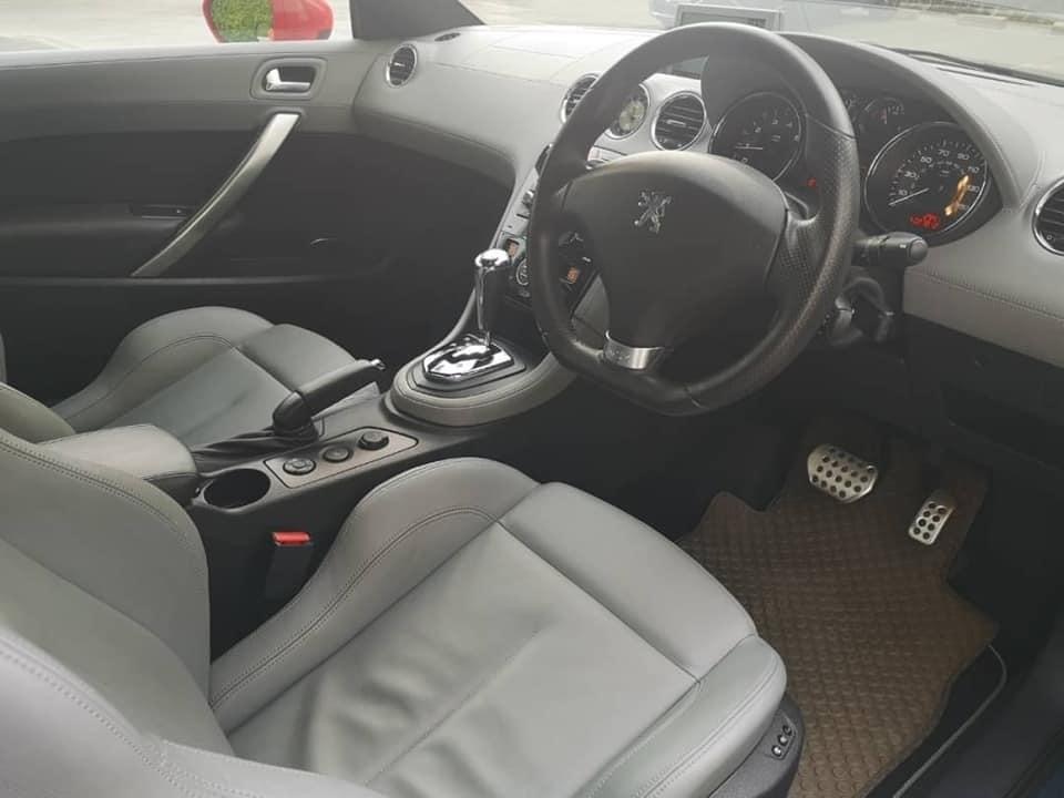Peugeot RCZ ปี 2012 สีแดง (รูปที่ 16)