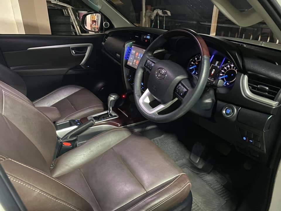 Toyota Fortuner ปี 2016 สีขาว (รูปที่ 10)