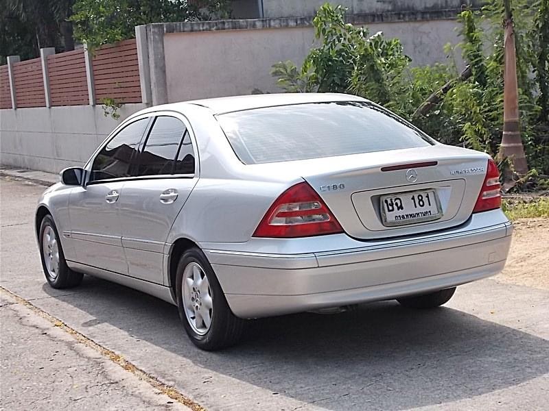 Mercedes-Benz C-Class W203 C180 ปี 2000 สีเทา (รูปที่ 8)