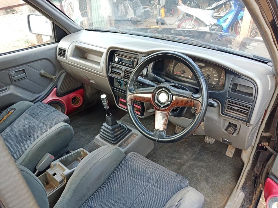 Isuzu TFR มังกรทอง ปี 1997 สีดำ (รูปที่ 12)