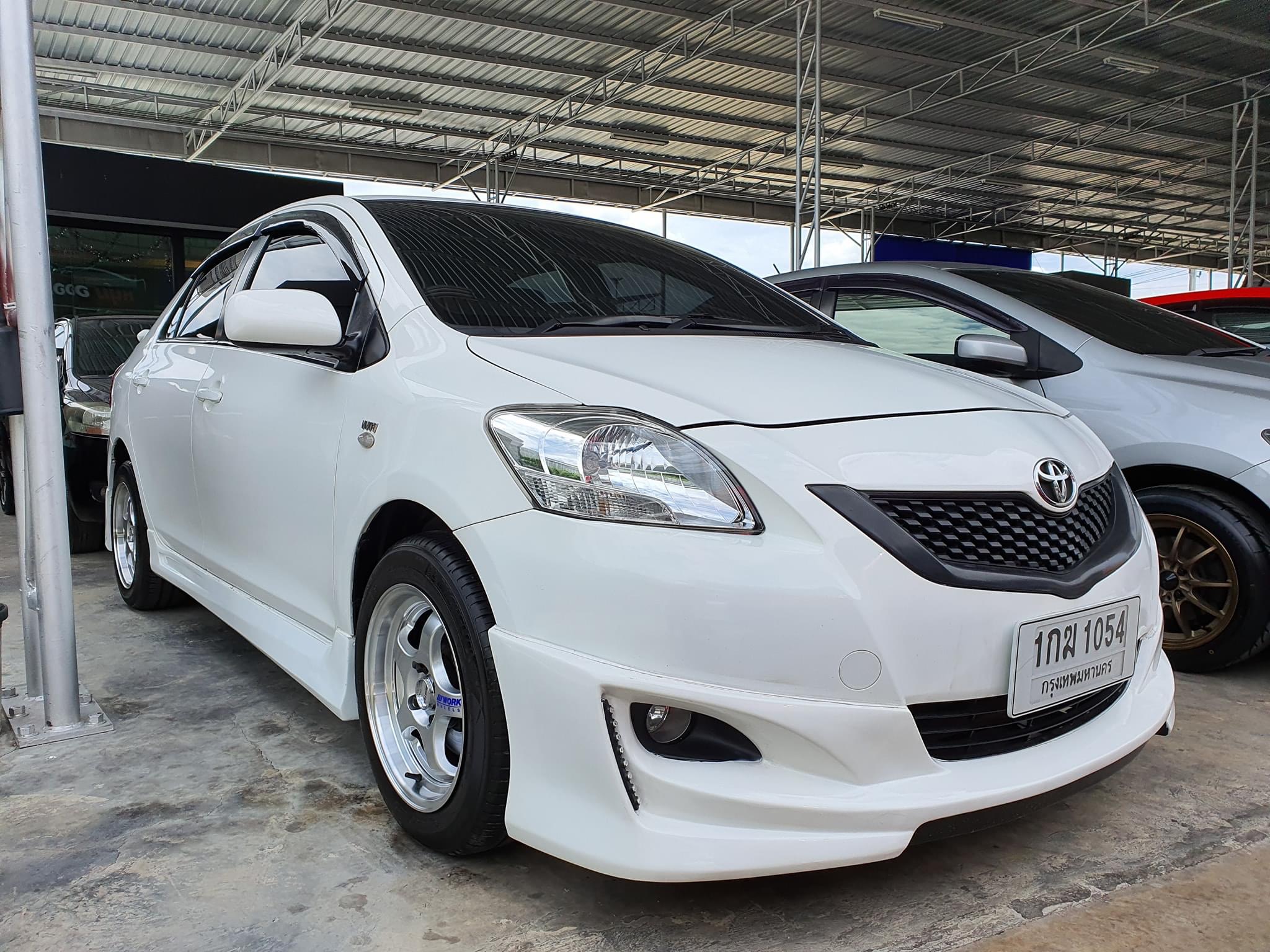 Toyota Vios ปี 2012 สีขาว