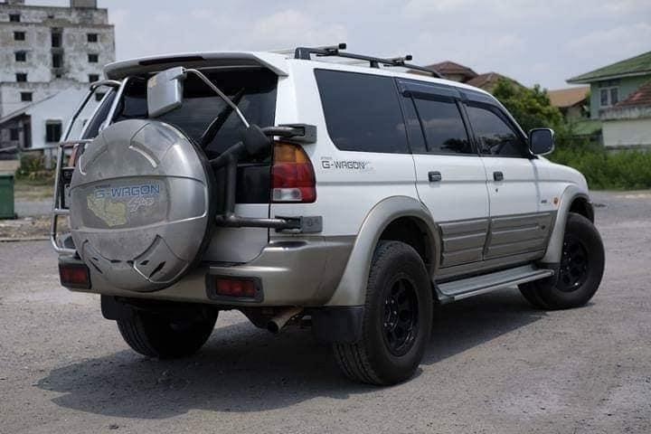 Mitsubishi Strada G-Wagon ปี 2002 สีขาว (รูปที่ 7)
