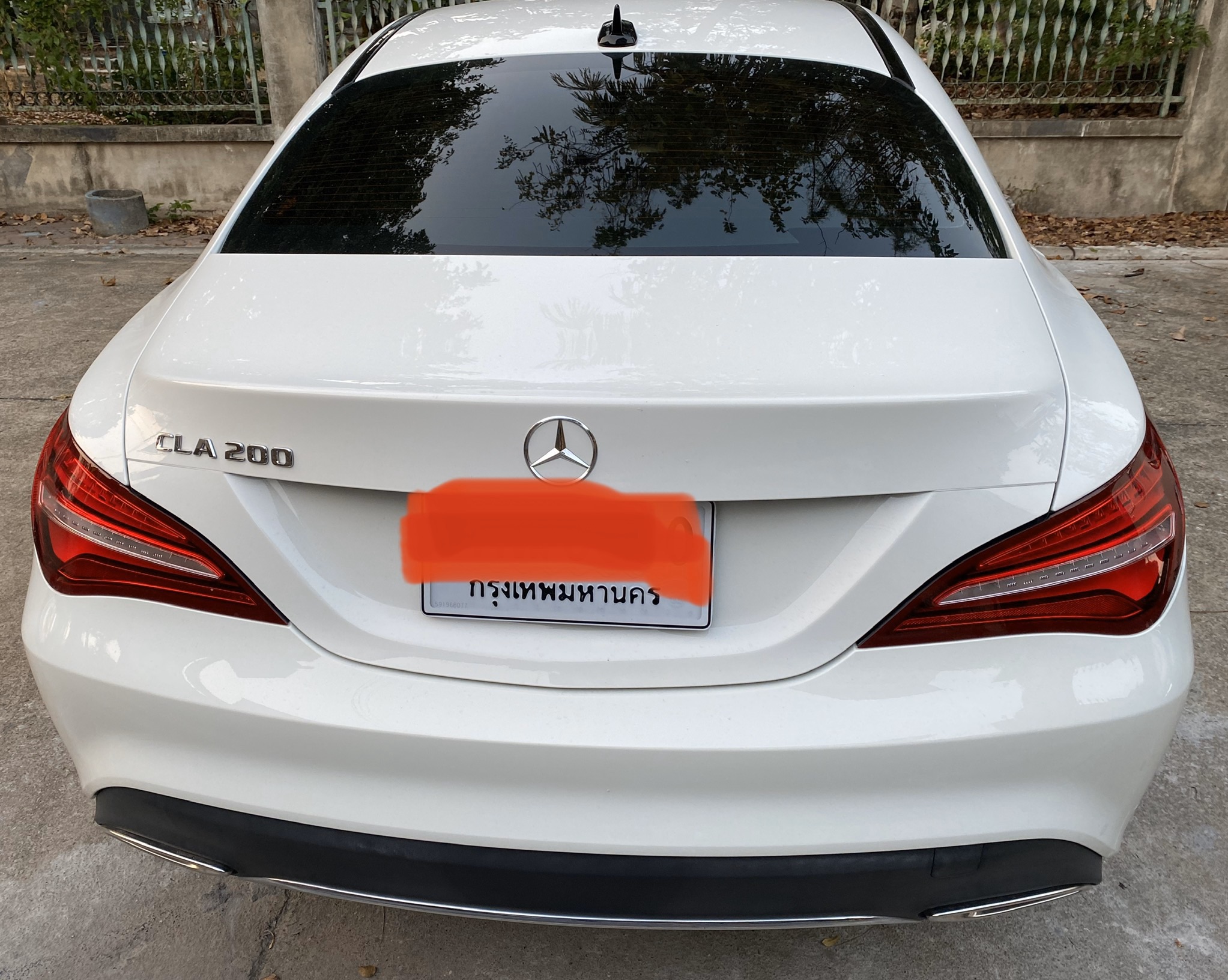 Mercedes-Benz CLA-Class C117 CLA200 ปี 2016 สีขาว รถวิ่งน้อยหมื่นกว่าโล ตัวไมเนอร์แล้ว (รูปที่ 3)