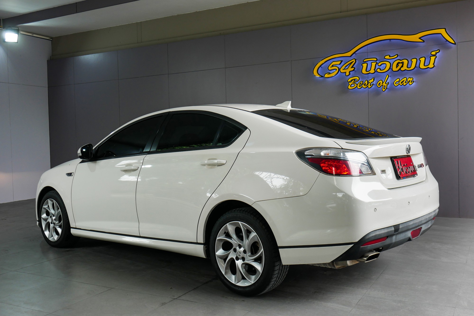 MG MG6 Fastback ปี 2014 สีขาว