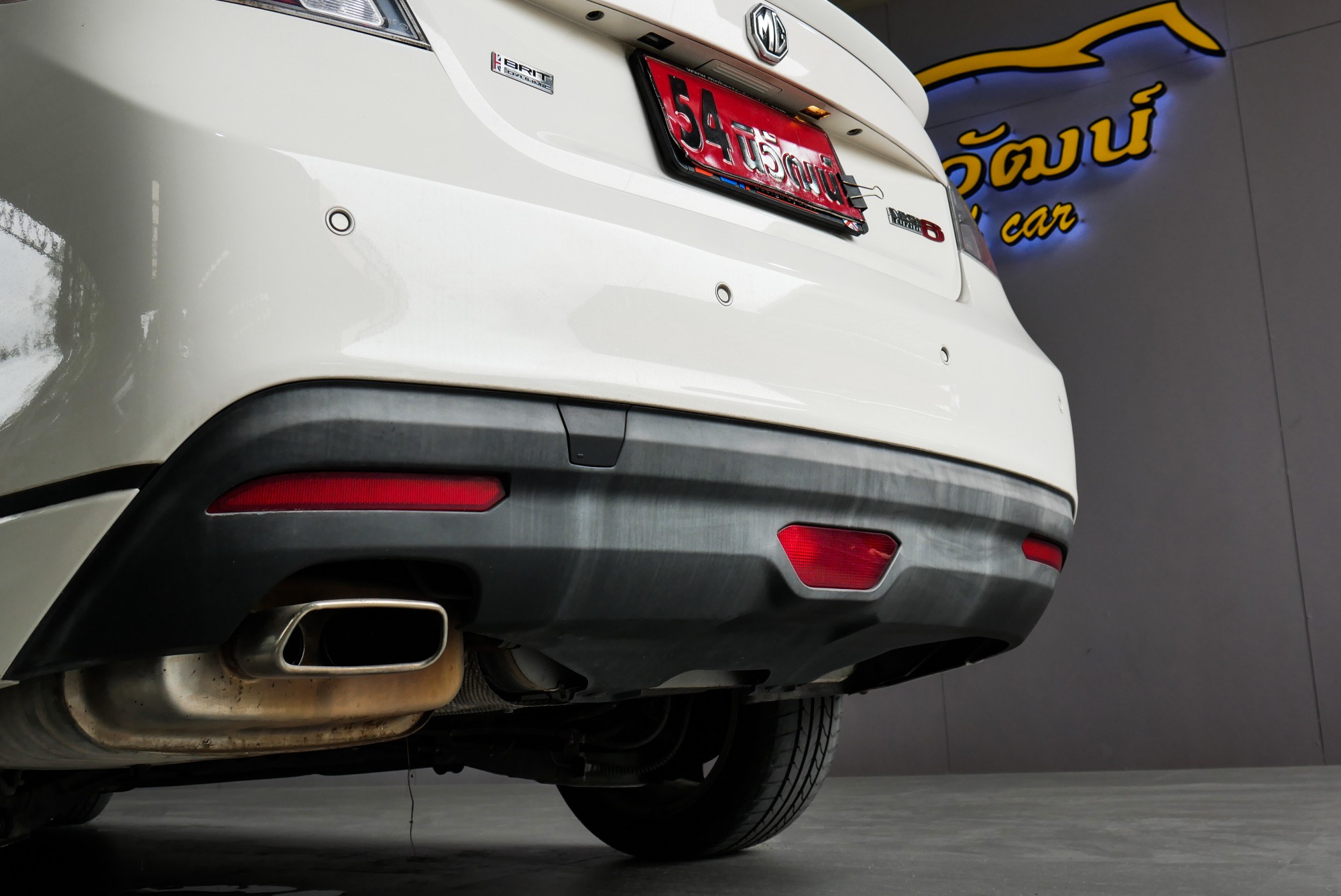 MG MG6 Fastback ปี 2014 สีขาว (รูปที่ 15)