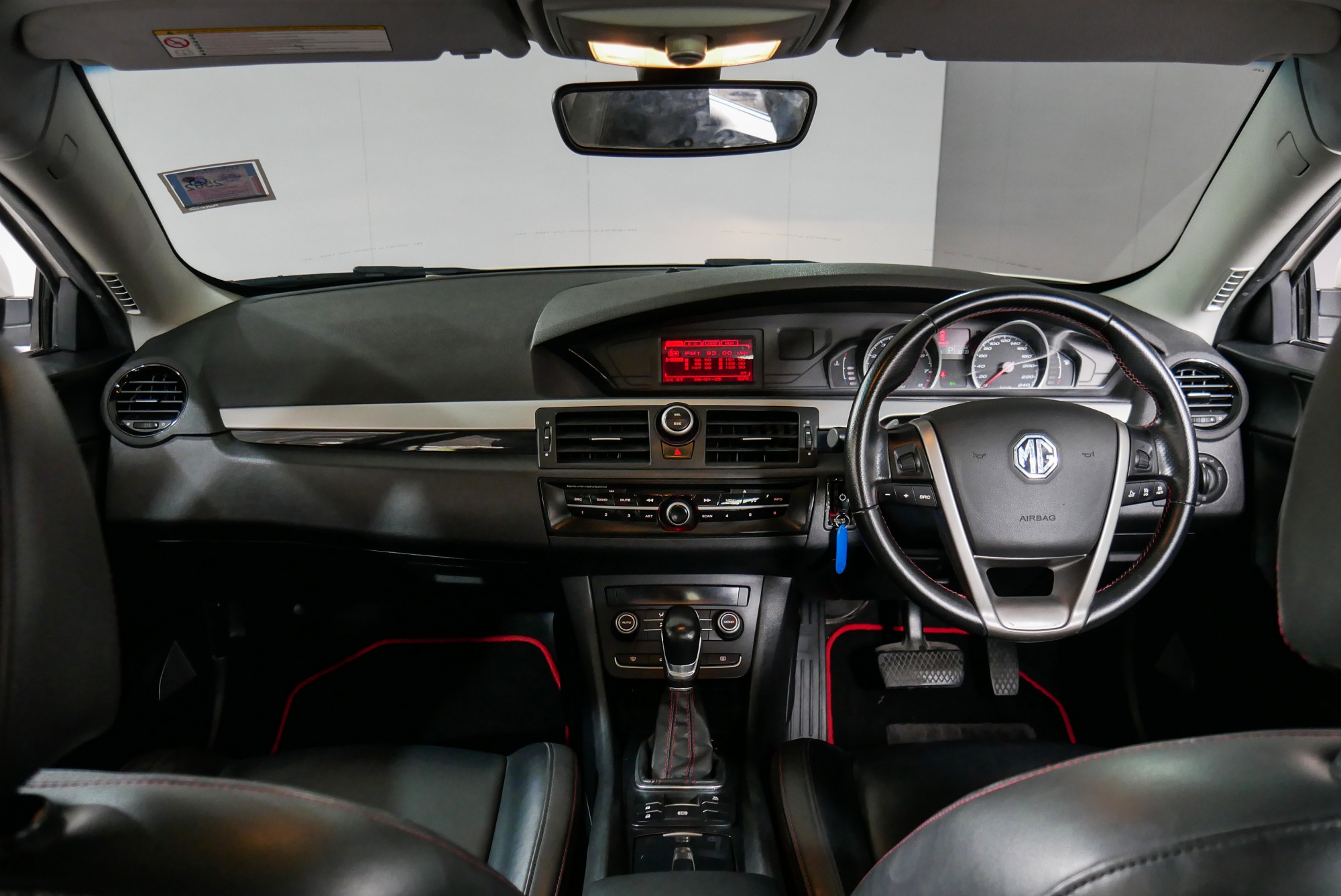 MG MG6 Fastback ปี 2014 สีขาว (รูปที่ 14)