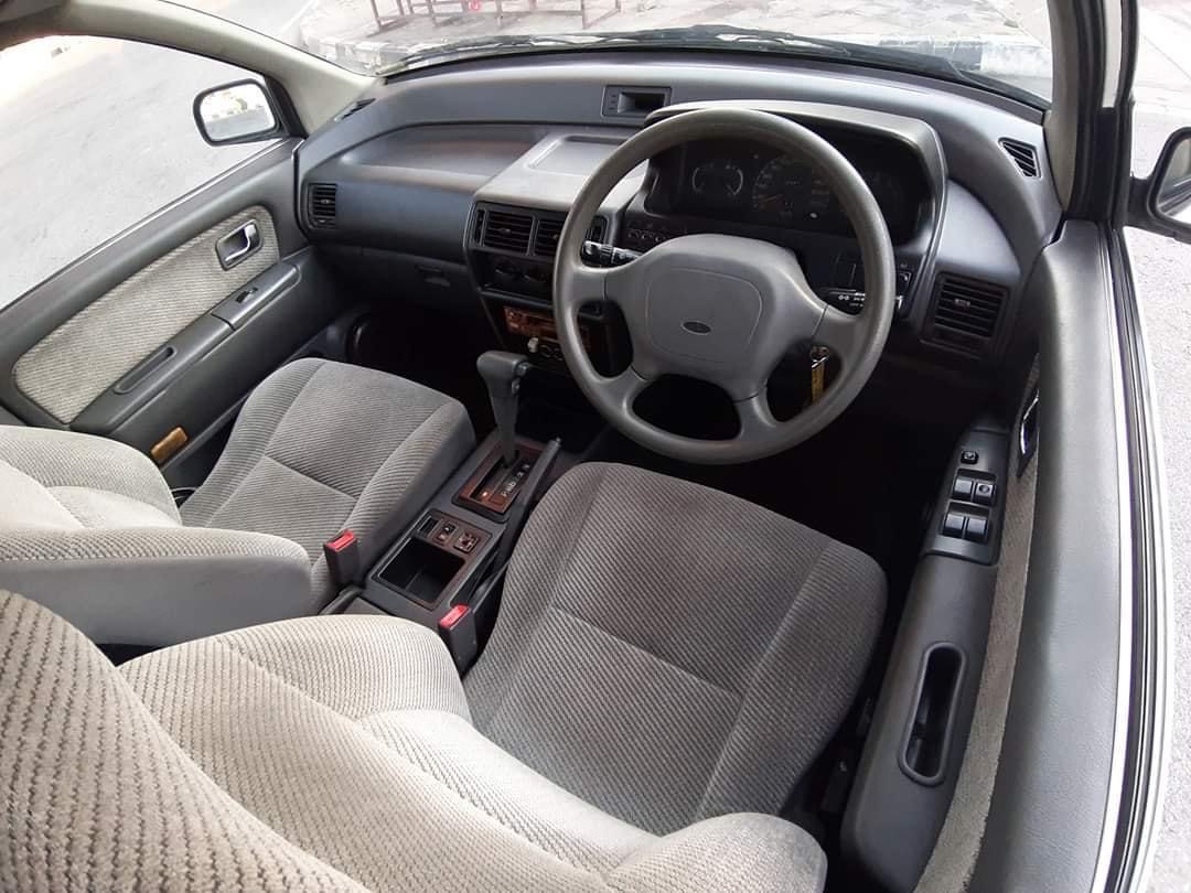 Mitsubishi Space Wagon ปี 1994 สีขาว (รูปที่ 4)