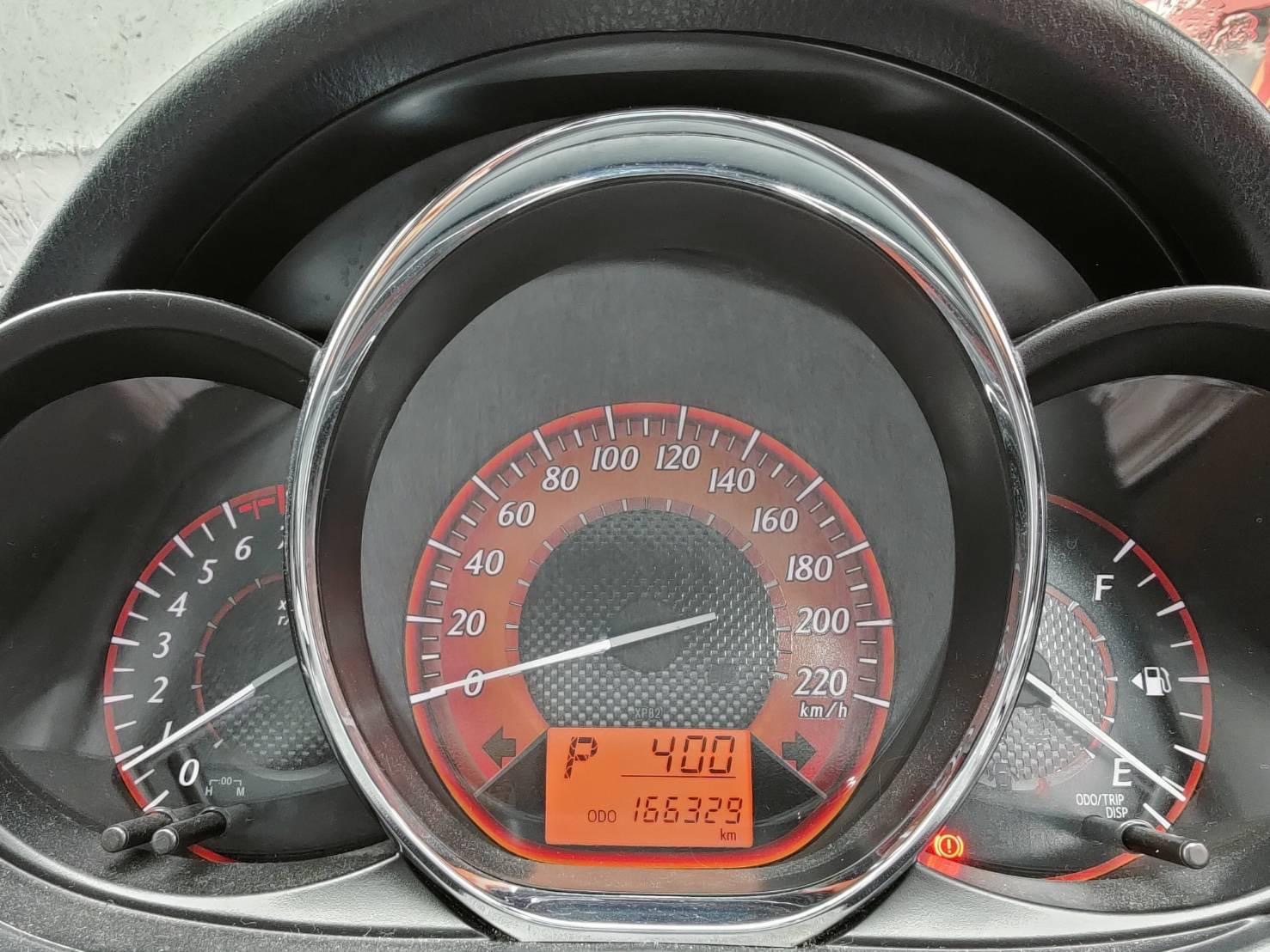 Toyota Yaris ปี 2014 สีขาว (รูปที่ 14)