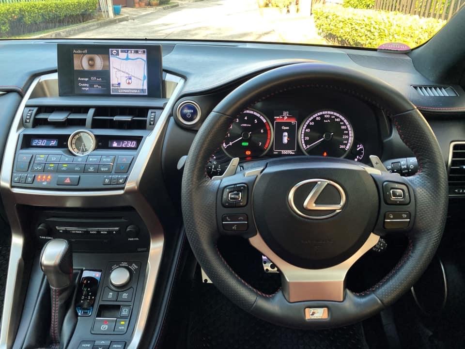 Lexus NX ปี 2015 สีขาว (รูปที่ 13)