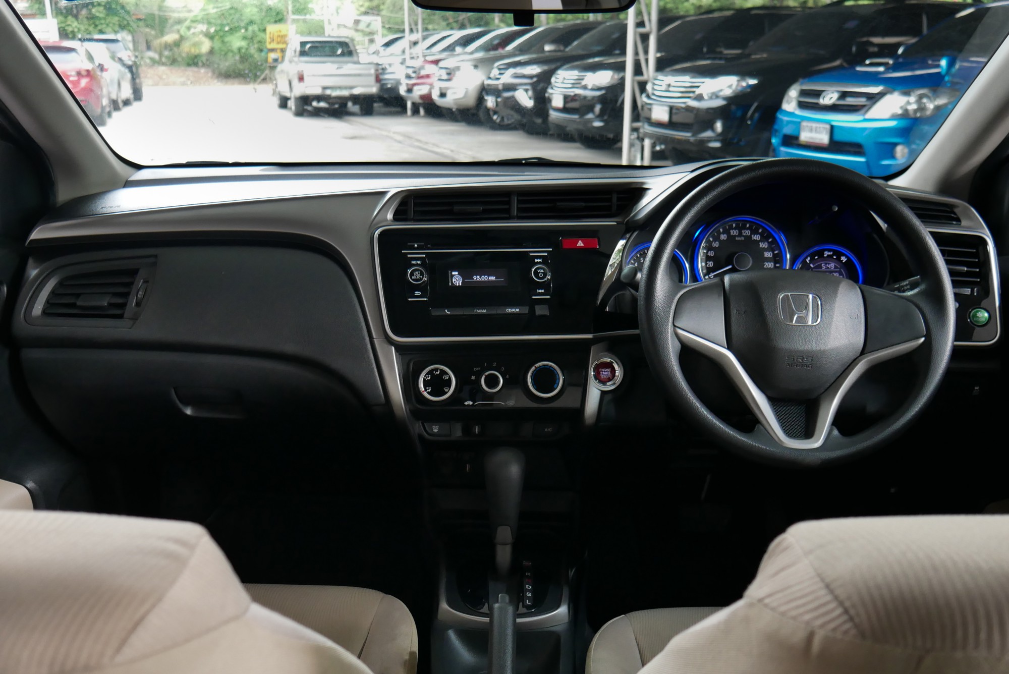 Honda City ปี 2014 สีเทา (รูปที่ 4)