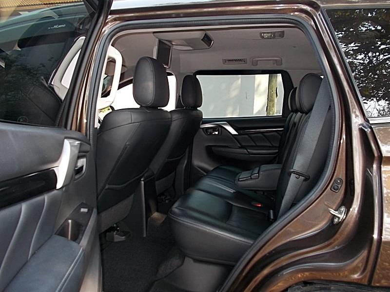 Mitsubishi Pajero Sport ปี 2016 สีน้ำตาล (รูปที่ 7)