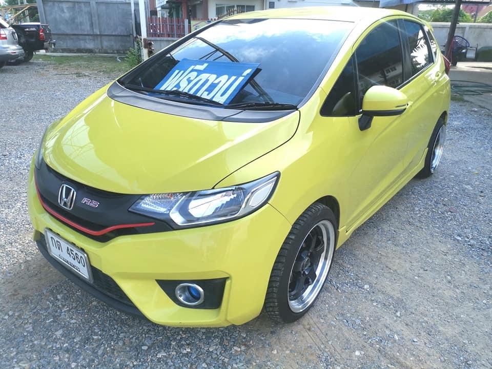 Honda Jazz GK ปี 2015 สีเหลือง