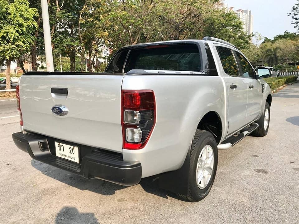 Ford Ranger Hi-Rider (4 ประตู) ปี 2015 สีเงิน