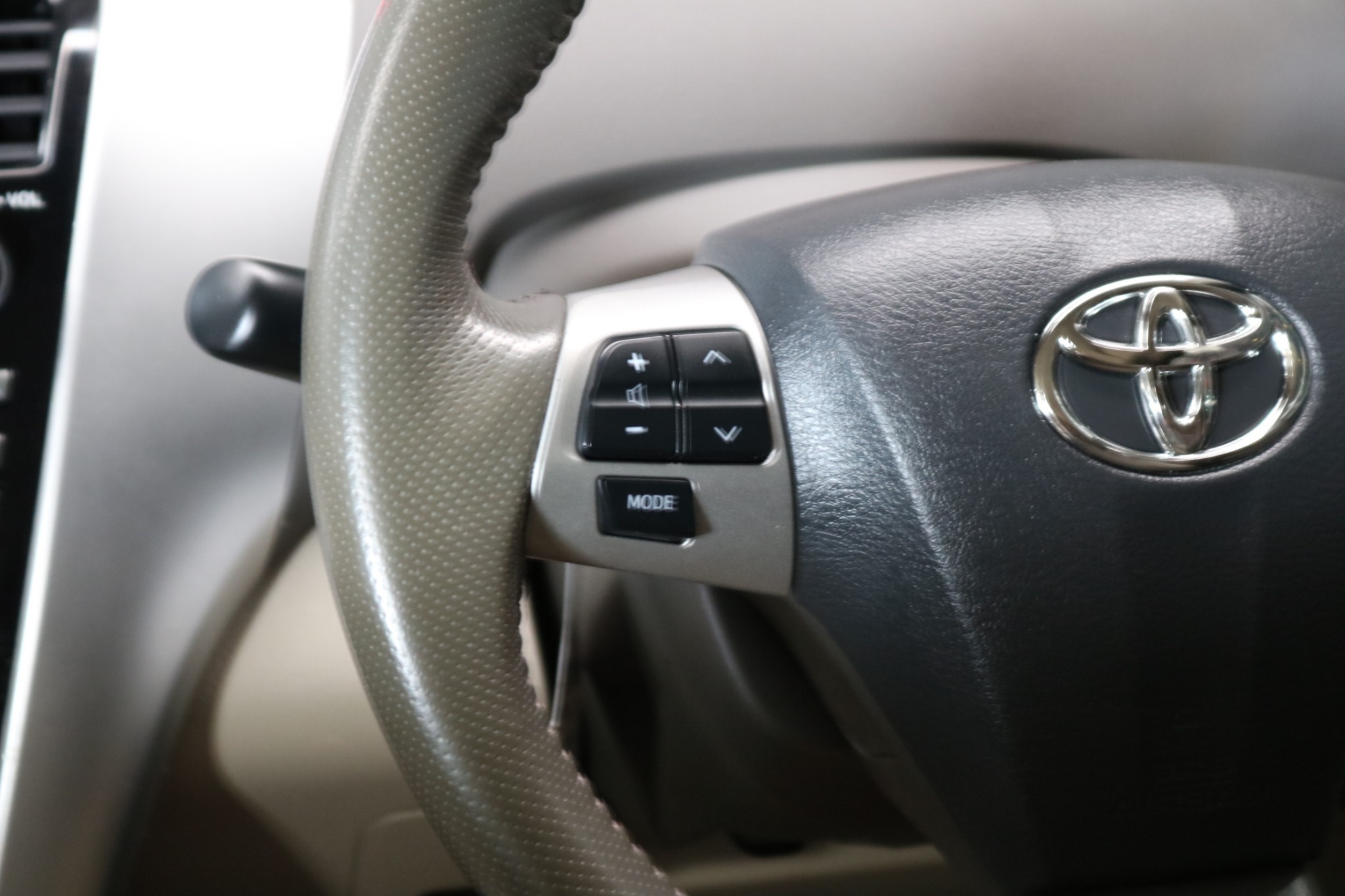 Toyota Vios ปี 2012 สีขาว (รูปที่ 13)