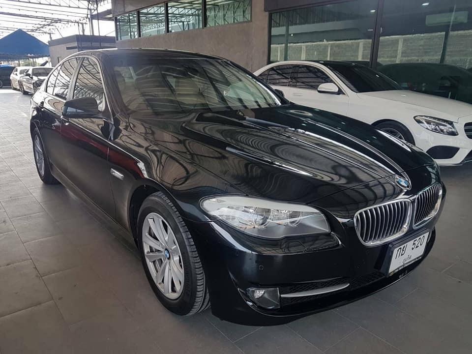 BMW 5 Series F10 520i ปี 2012 สีดำ