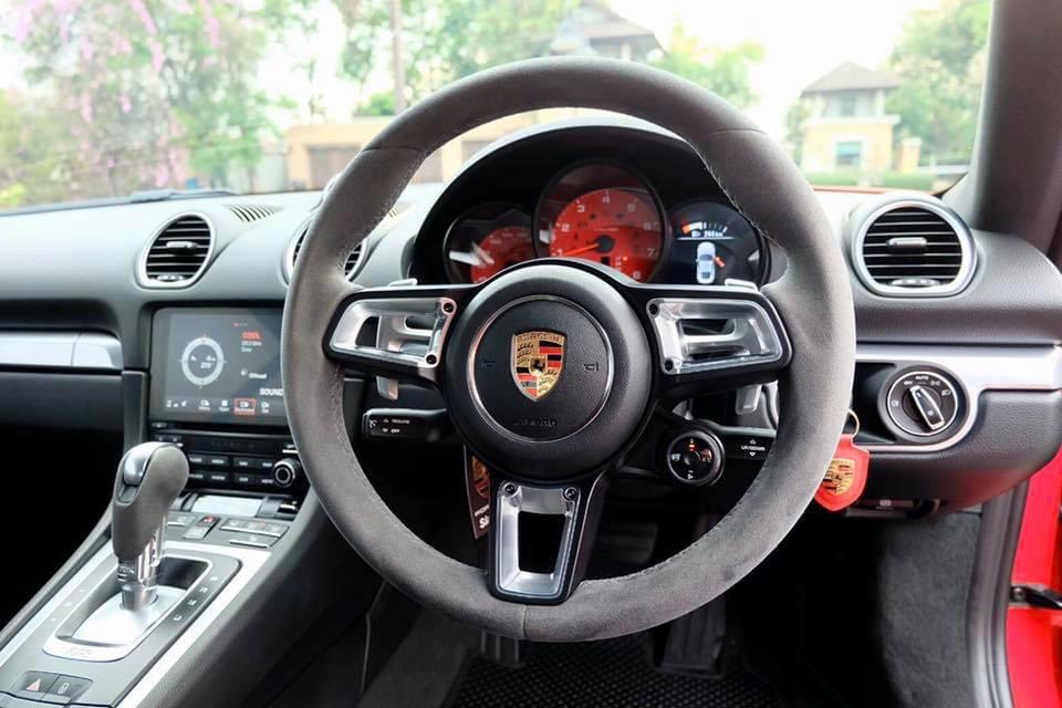 Porsche Boxster (Cayman) 718 Cayman GTS ปี 2018 สีแดง (รูปที่ 12)