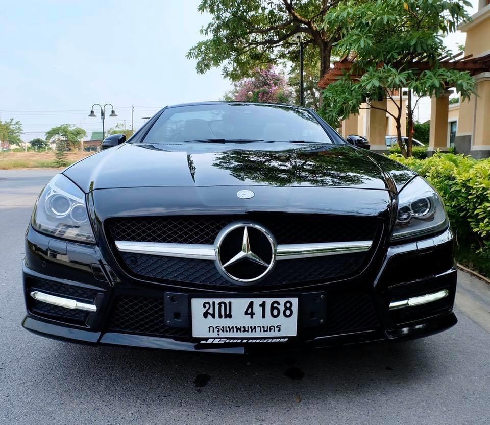 Mercedes-Benz SLK-Class R172 SLK200 ปี 2012 สีดำ (รูปที่ 2)