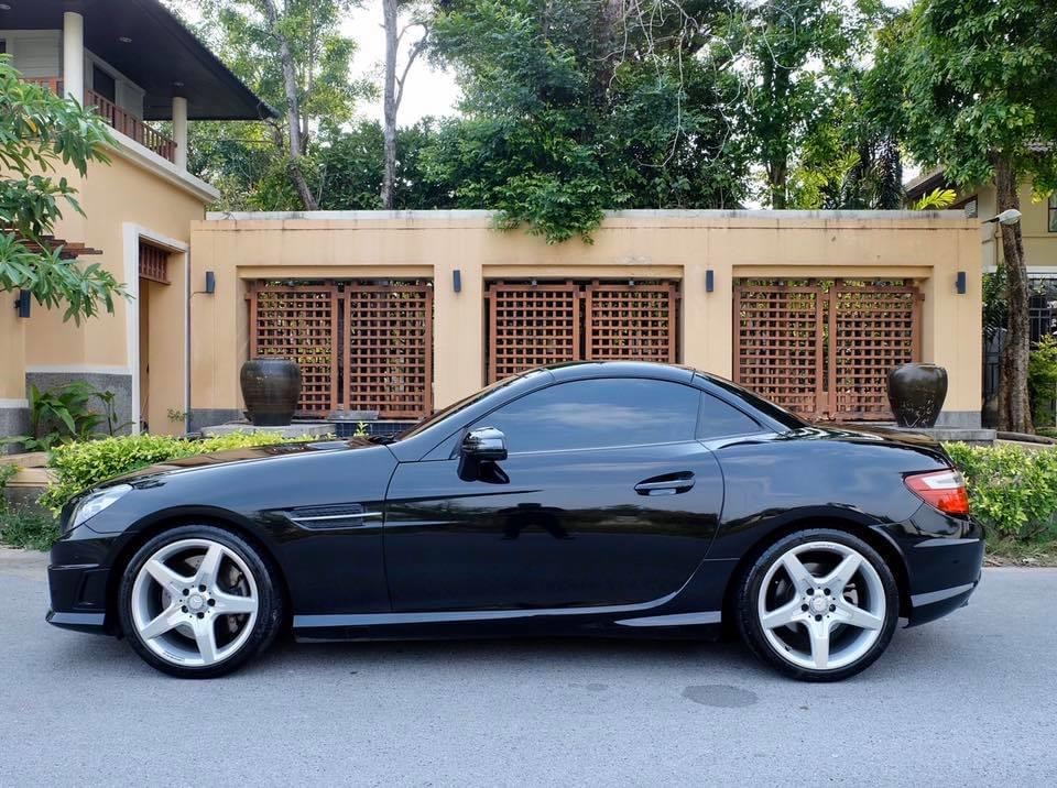 Mercedes-Benz SLK-Class R172 SLK200 ปี 2012 สีดำ (รูปที่ 9)