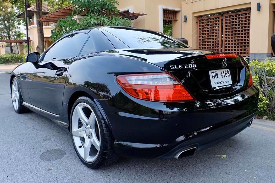 Mercedes-Benz SLK-Class R172 SLK200 ปี 2012 สีดำ (รูปที่ 8)