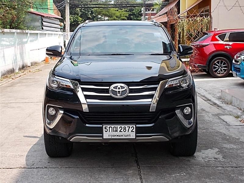 Toyota Fortuner ปี 2016 สีดำ (รูปที่ 2)