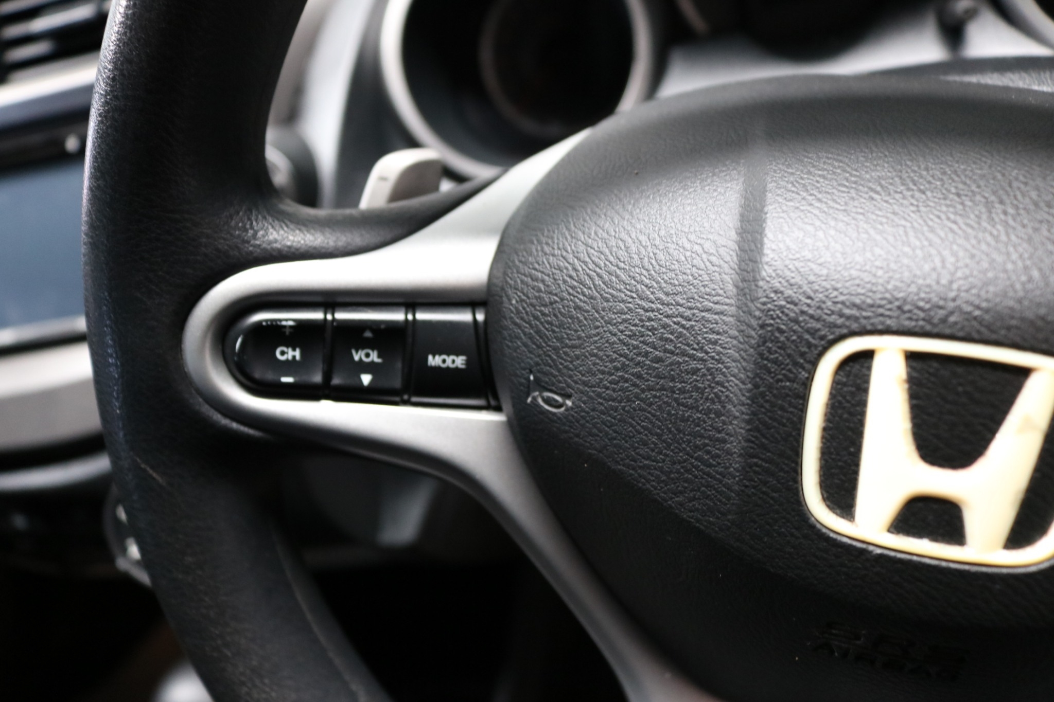 Honda Jazz GE ปี 2010 สีน้ำเงิน (รูปที่ 15)
