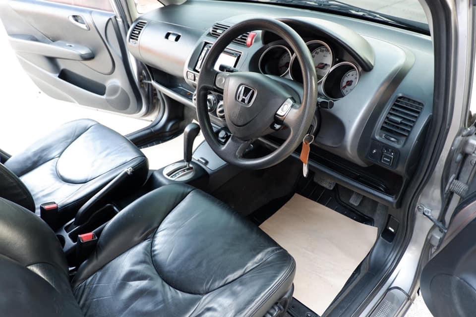 Honda Jazz GD ปี 2005 สีเทา (รูปที่ 11)