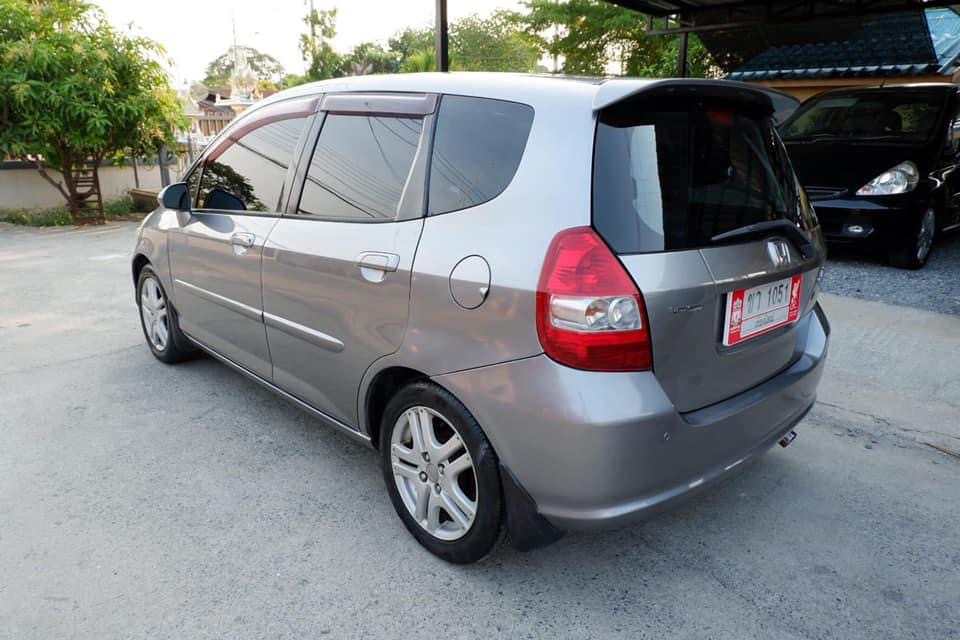 Honda Jazz GD ปี 2005 สีเทา (รูปที่ 5)
