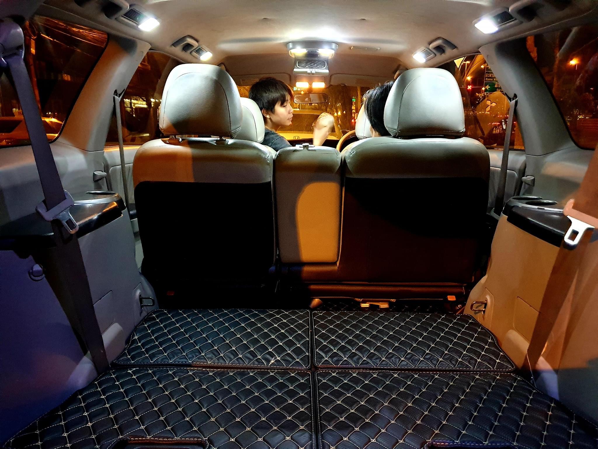 Mitsubishi Space Wagon ปี 2005 สีดำ (รูปที่ 19)