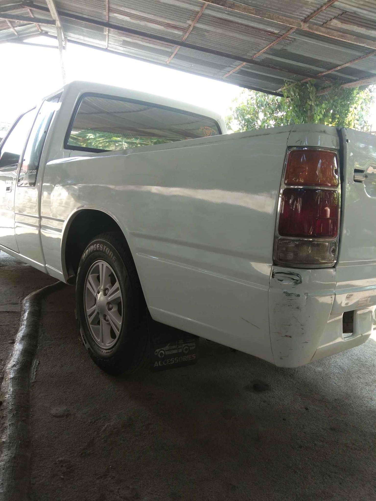 Isuzu TFR มังกรทอง ปี 1995 สีขาว (รูปที่ 3)