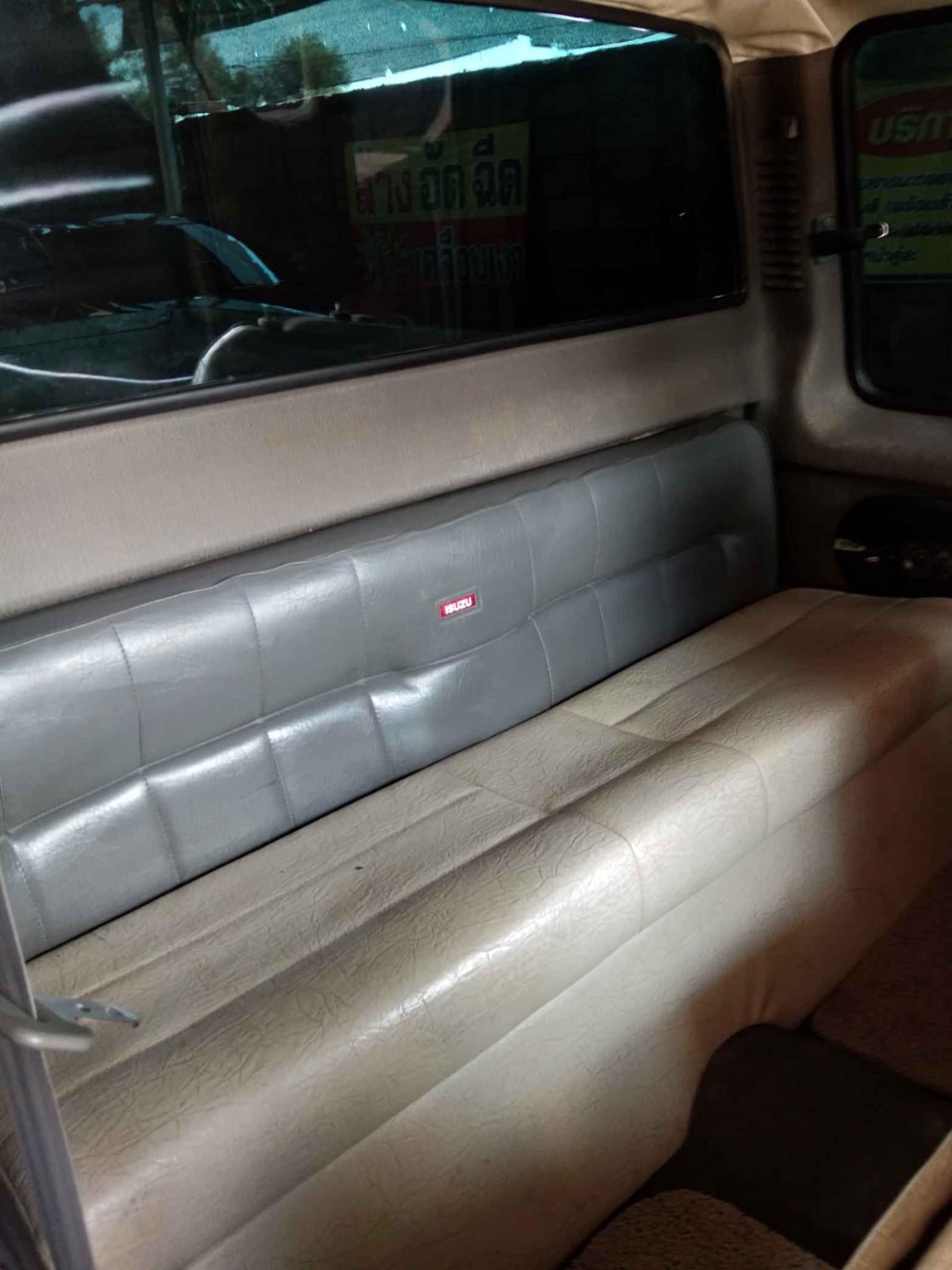 Isuzu TFR มังกรทอง ปี 1995 สีขาว (รูปที่ 8)