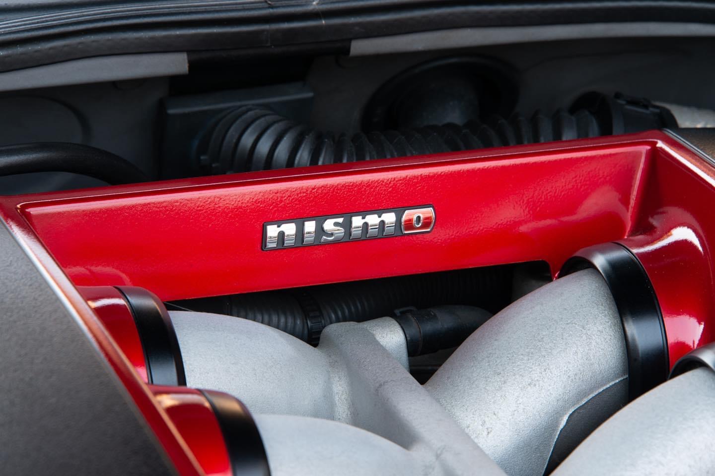 Nissan GT-R (R35) ปี 2010 สีเทา (รูปที่ 27)