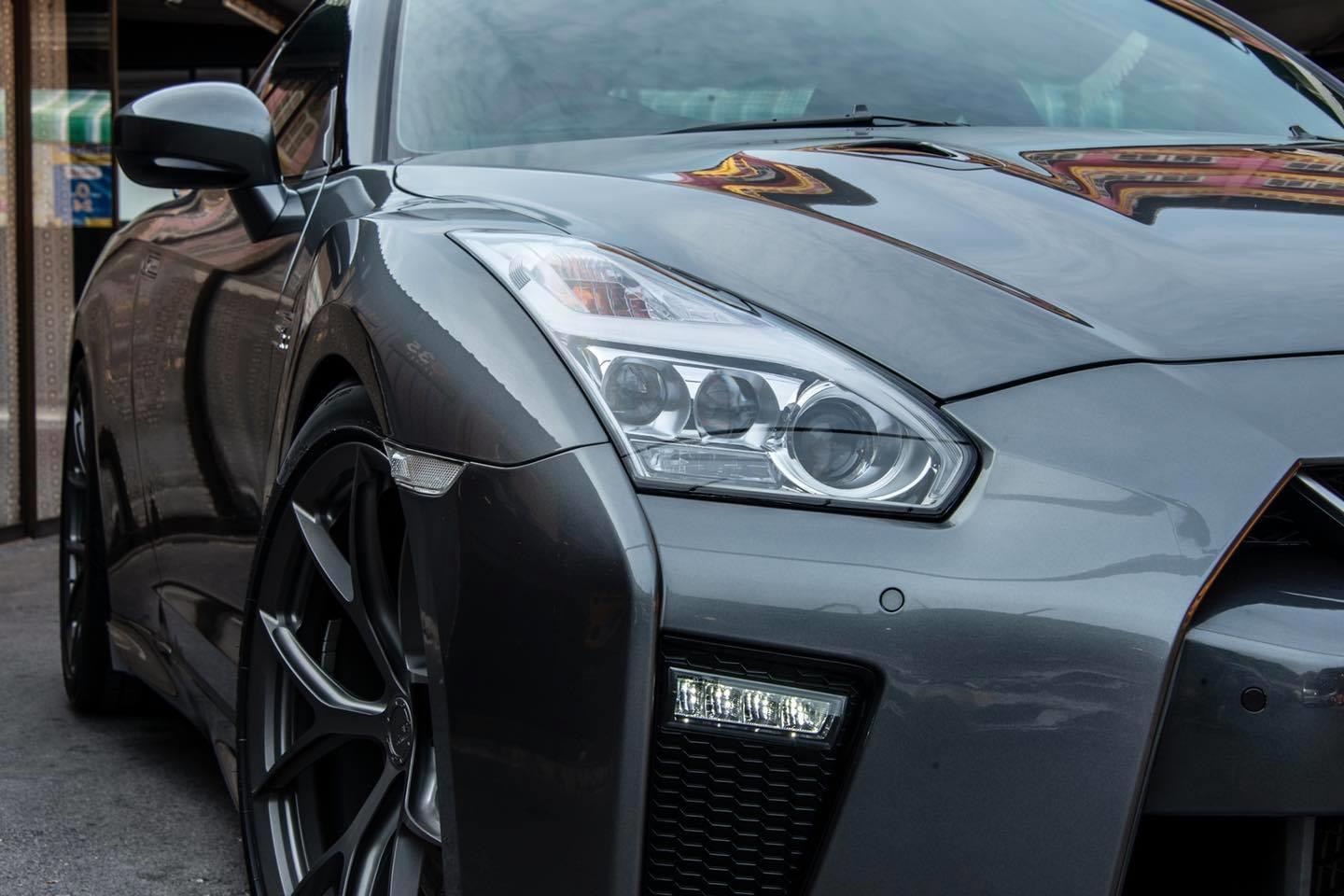 Nissan GT-R (R35) ปี 2010 สีเทา (รูปที่ 7)