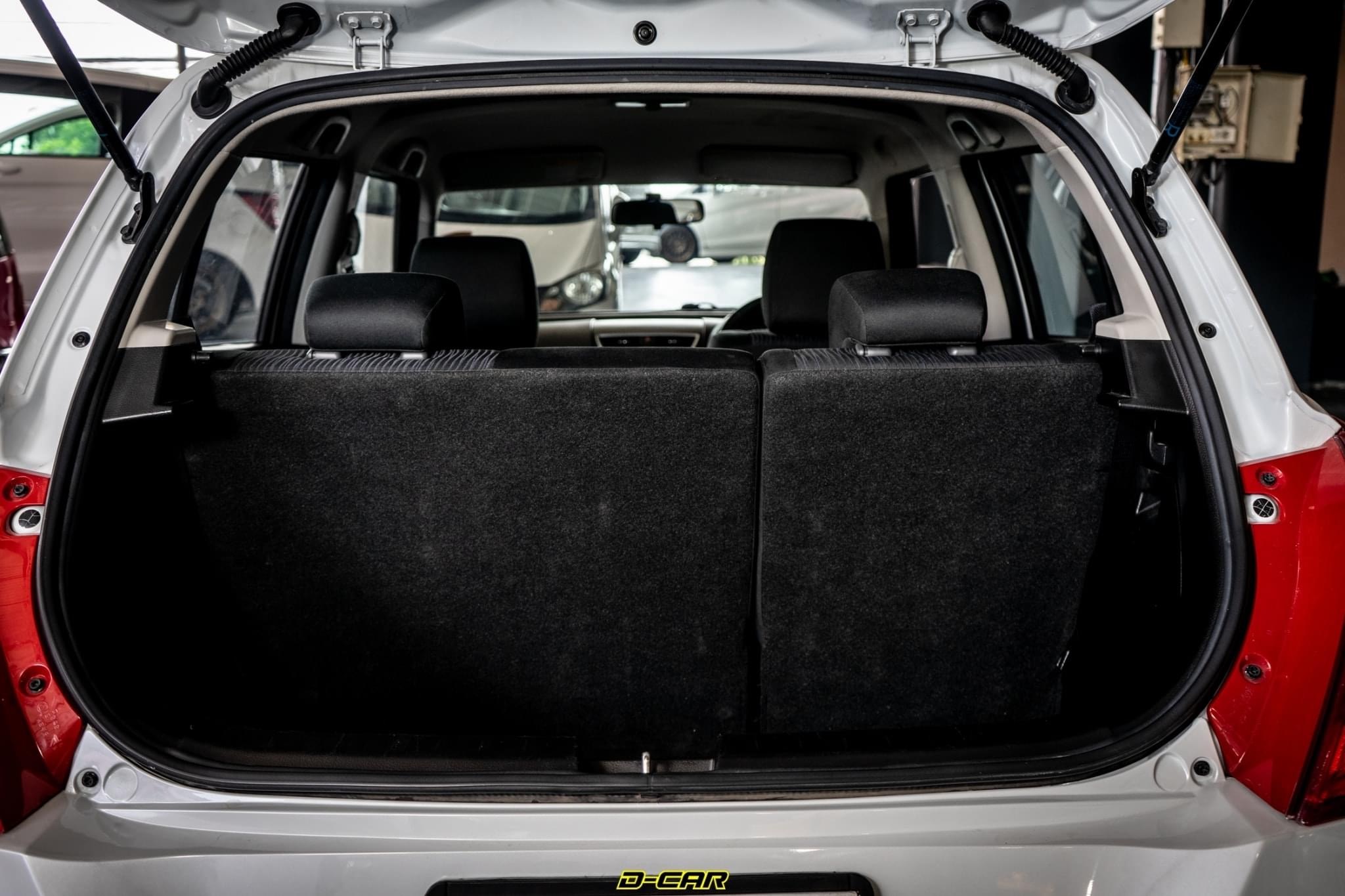 Suzuki Swift ปี 2013 สีขาว (รูปที่ 21)