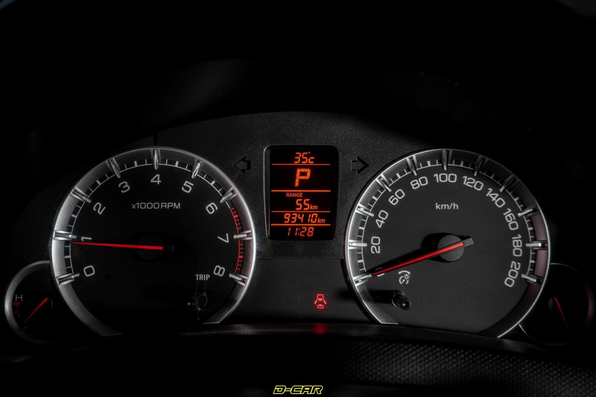 Suzuki Swift ปี 2013 สีขาว (รูปที่ 14)