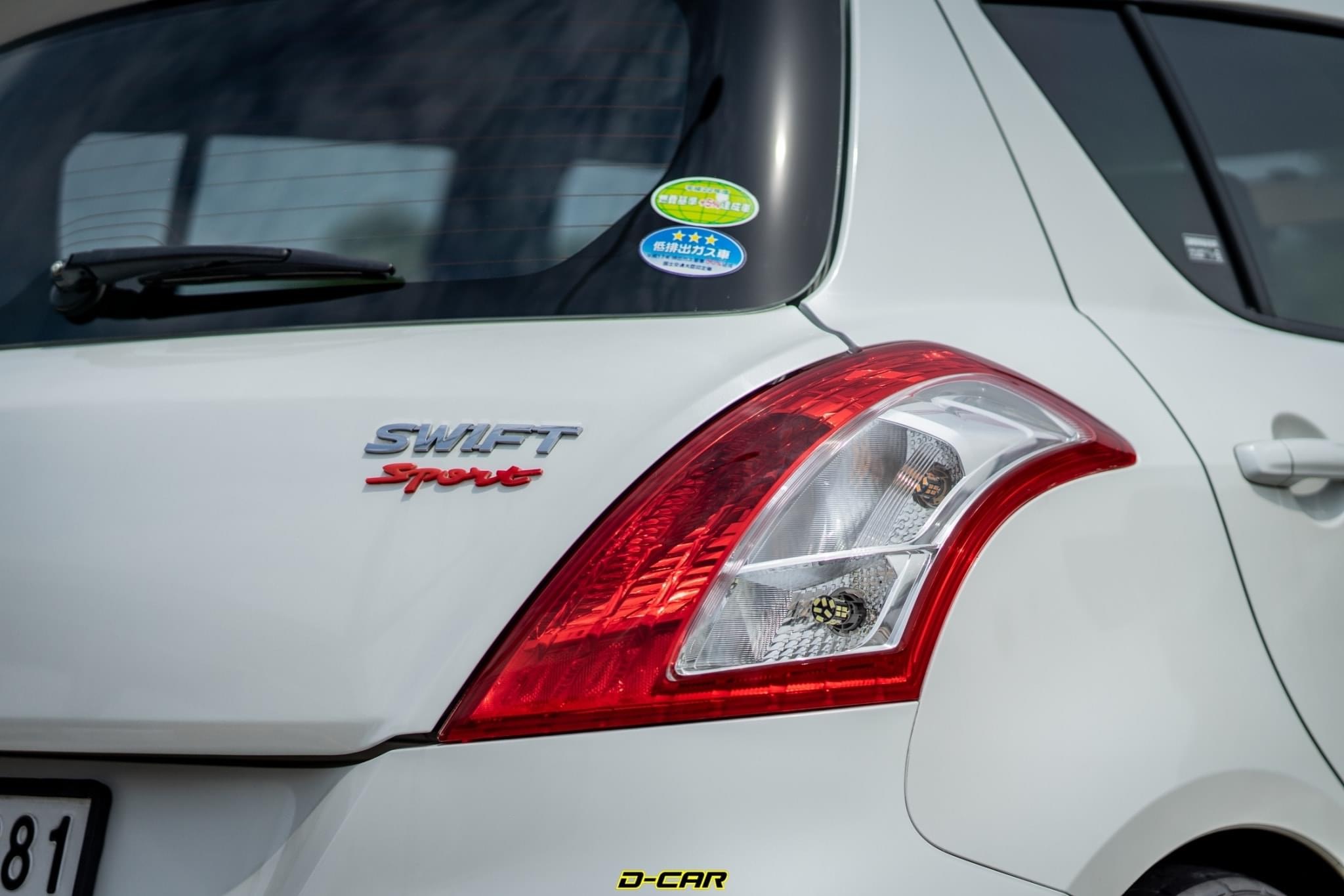 Suzuki Swift ปี 2013 สีขาว (รูปที่ 10)